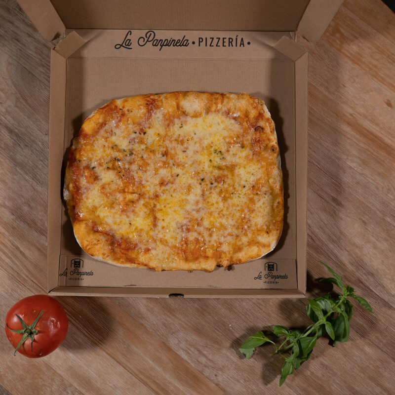 Pizza Artesana Pikutxis en caja de la Panpinela