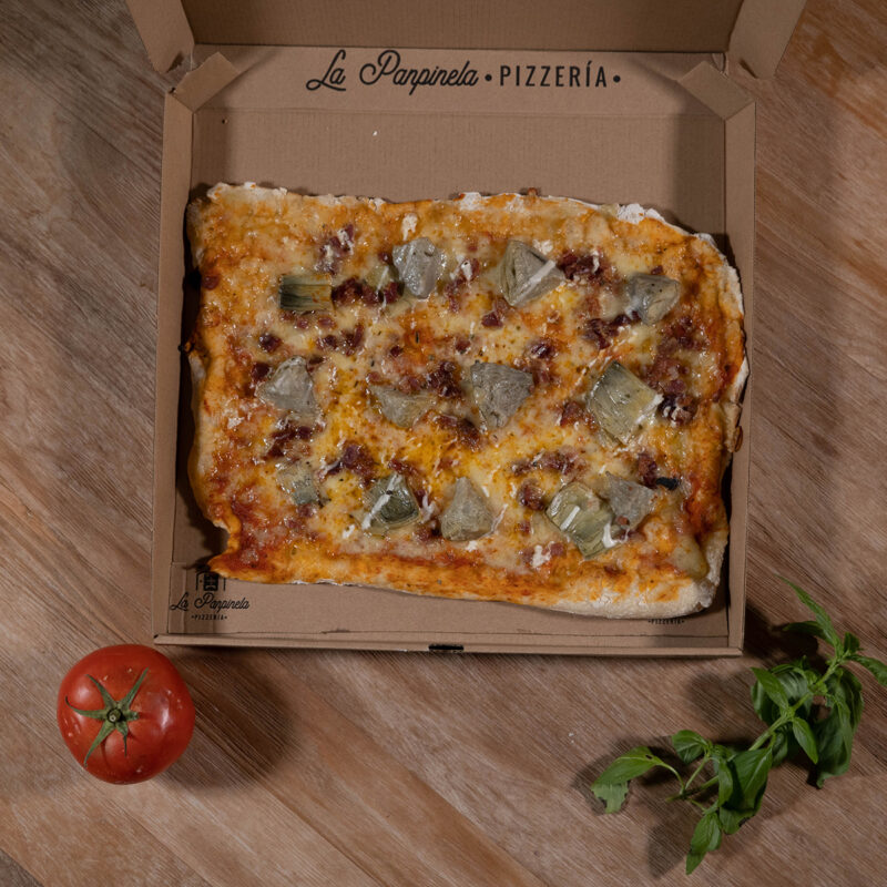 Pizza artesana La Panpinela Salbidea en caja
