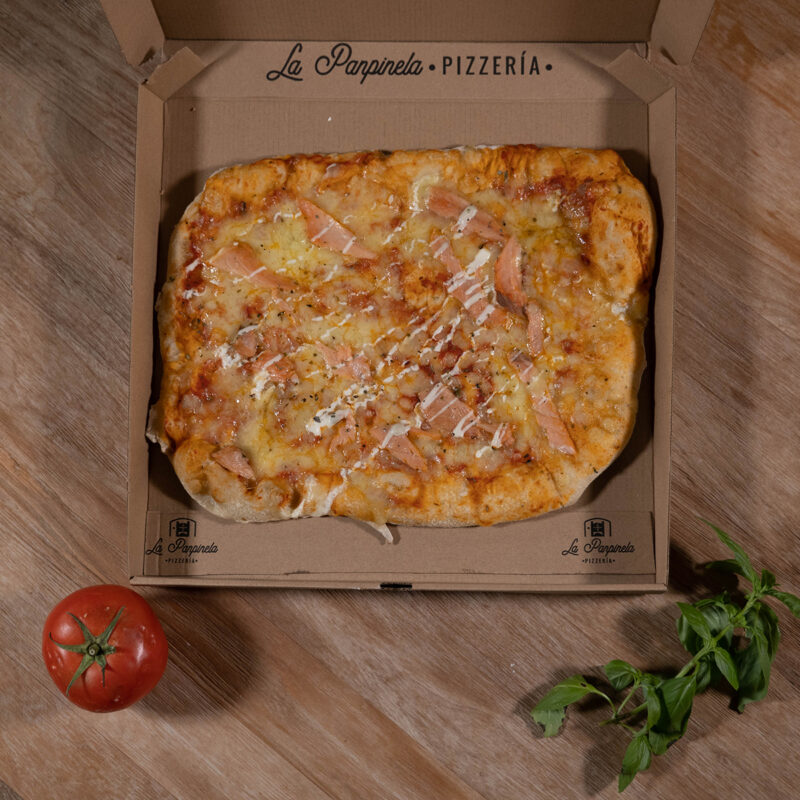 Pizza artesana en caja La Panpinela Urtxintxa